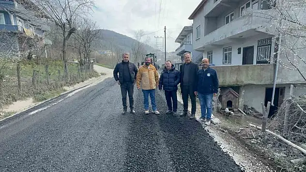 Alaplı'da Ağır Tonajlı Kamyonların Bozduğu Yollar Bakıma Alındı