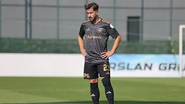 Aliağa FK, 3 Oyuncusuyla Yollarını Ayırdı