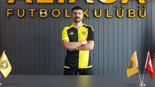 Aliağa FK, Altar Han'ı Kadrosuna Kattı