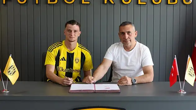 Aliağa FK'da Bir İmza, İki Veda