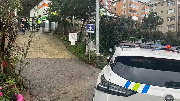 Zonguldak'ta Anaokulu Önünde Feci Kaza!