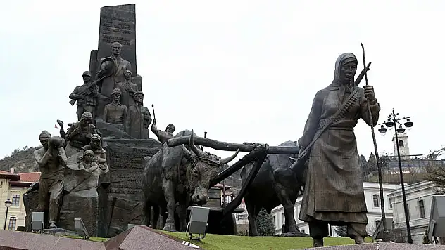 Ankara Barosu Avukatlarından İlk Türk Kadın Mitingi'ne Destek