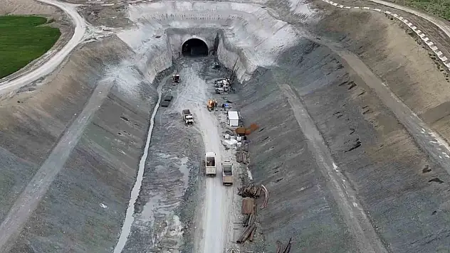 Ankara-Samsun Hızlı Tren Hattı'nın Delice-Çorum Etabının Yüzde 25'i Tamamlandı