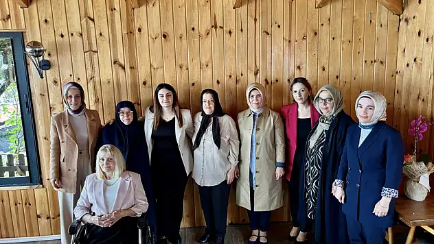 Anneler Günü Kahvaltısı Düzenlendi