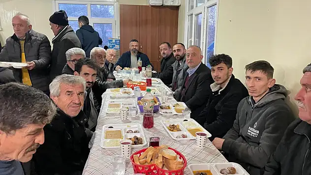 Araç Belediye Başkanı Yazkan Kıyan Köyü'nde İftara Katıldı