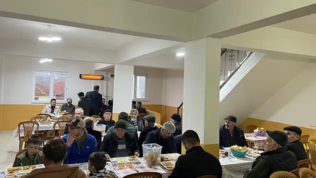 Araç Belediye Başkanı Yazkan, Terke Köyü'nde İftar Programına Katıldı