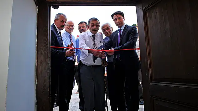 Araç bir buçuk asrı tamamladı