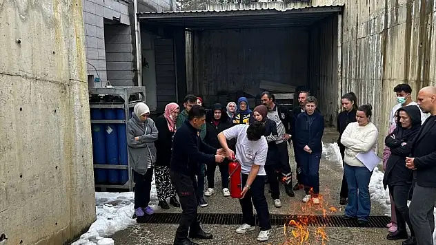 Araç Devlet Hastanesi'nde Yangın Söndürme Eğitimi Gerçekleştirildi