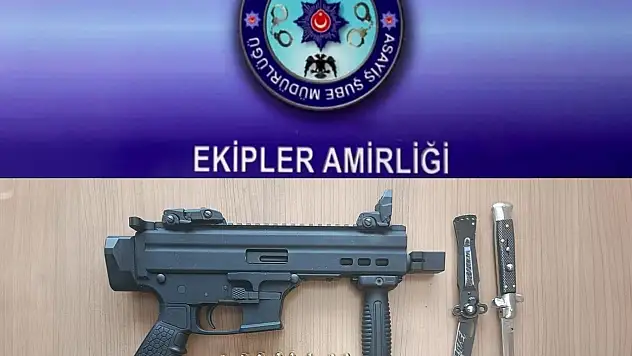 Polisten kaçamadılar : 4 Gözaltı