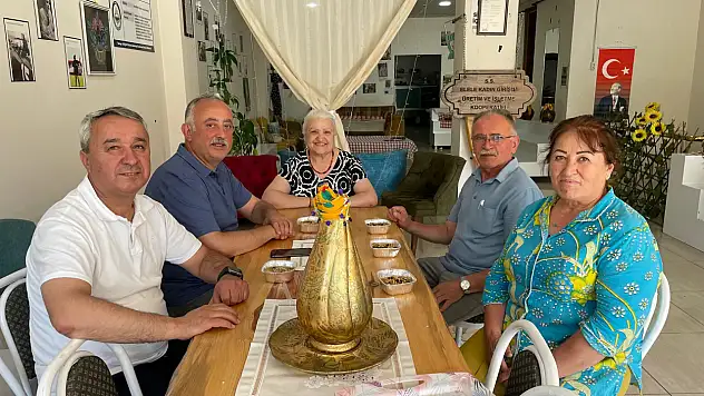 Araç'ta Elele Kadın Kooperatifi'nden Aşure İkramı