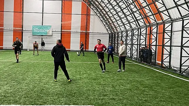 Araç'ta Yeni Halı Saha Açıldı