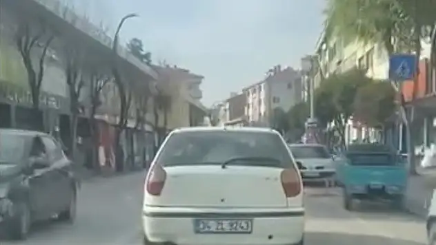 Araçtan Sokağa Broşür Fırlatan Kişi, Ceza Yedi