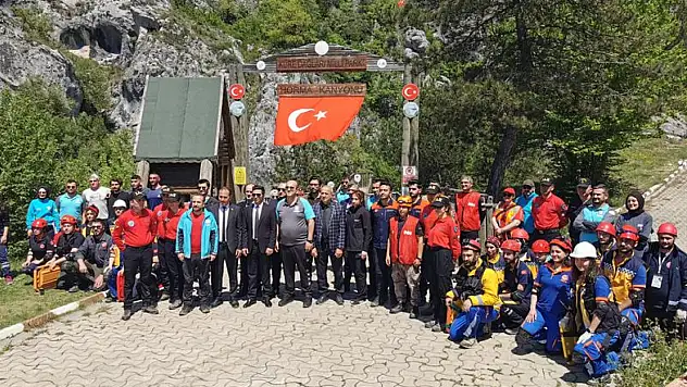 Arama Kurtarma Eğitimi O İlçede Yapıldı