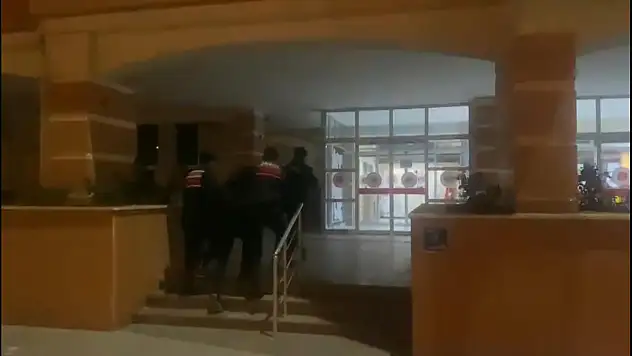 Aranan 3 kişi yakalandı