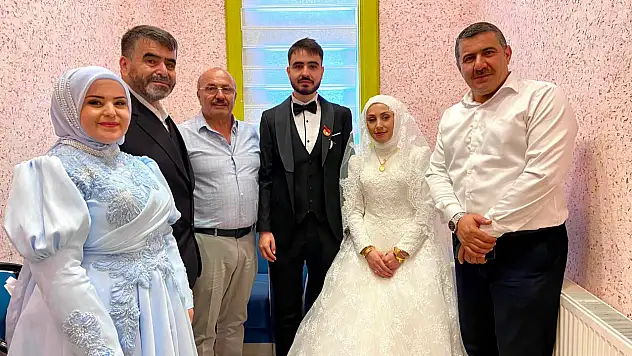 Arslan Düğüne Katıldı