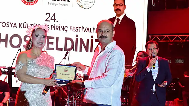 Arzu Akça'dan Tosya'da Unutulmaz Gece
