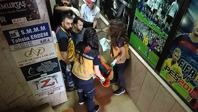 Asansör Tamir Ederken Kaza Geçirdi