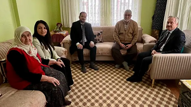 ASH'den Kıbrıs Gazisi Ahmet Kısa'ya Ziyaret