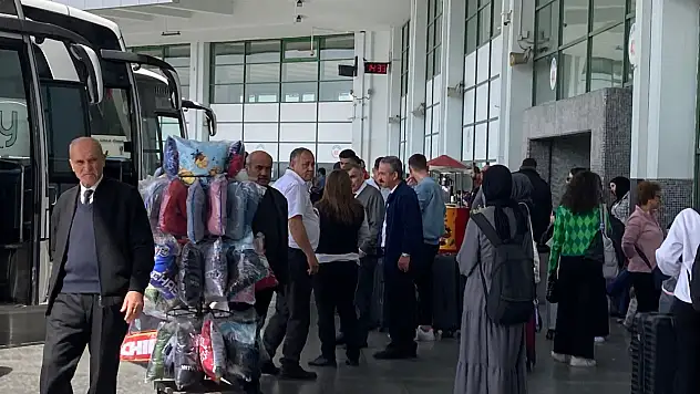 AŞTİ'de Seçim Hareketliliği, Kastamonu'ya Oy Kullanmaya Geliyorlar