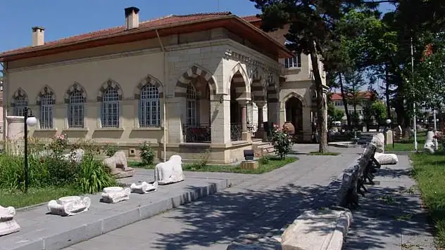 Atatürk'ün Tarihi Nutkunu Verdiği Bina Bugün Müze Olarak Hizmet Veriyor