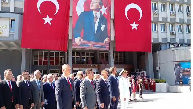 Atatürk'ün Zonguldak'a gelişi coşkuyla kutlandı