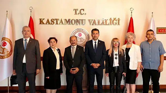 Atatürkçü Düşünce Derneği'nden Vali Yardımcısı Aydın Ergün'e Ziyaret