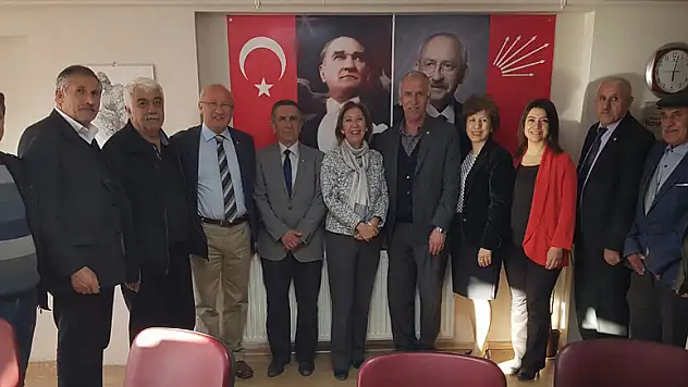 'Atatürk'e, verilmeyen hakların başkasına verilmesi haksızlık'