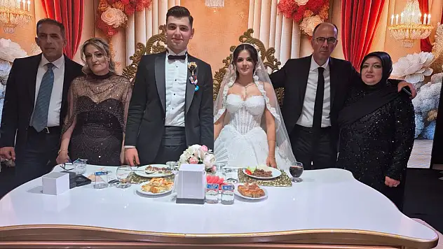 Atıf Can İle Buse Nur Evlendi