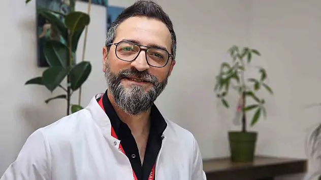 Ayağı kesilmek üzere olan emekli madenci, çözünebilir deri ile sağlığına kavuştu