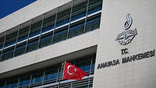 AYM, 'Yüz Kızartıcı Suç' Düzenlemesini İptal Etti