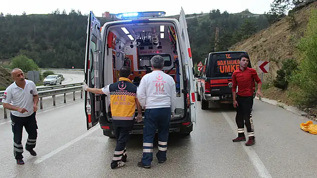 Aynı noktada 2 kaza 4 yaralı