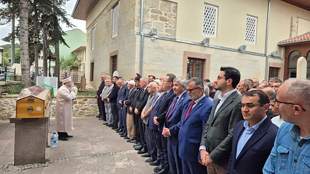 Aysel Esen Defnedildi