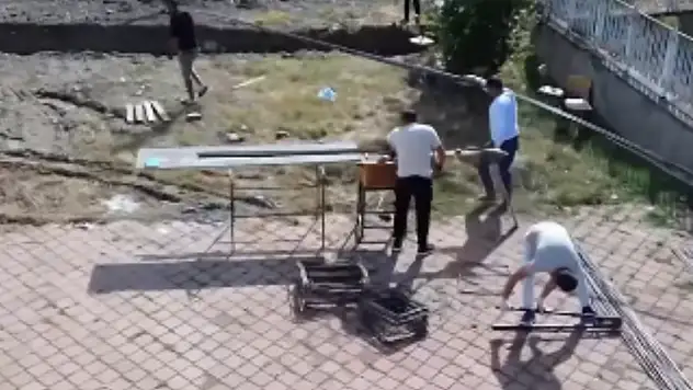 Azdavay'da Halı Saha Projesine Başlandı