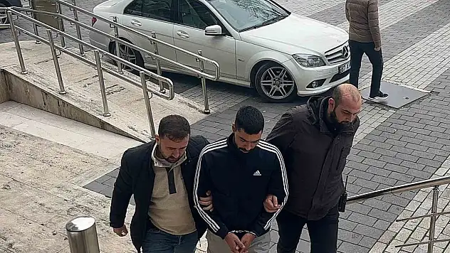 Baba Ve 6 Yaşındaki Kızına Çarpan Sürücü Tutuklandı