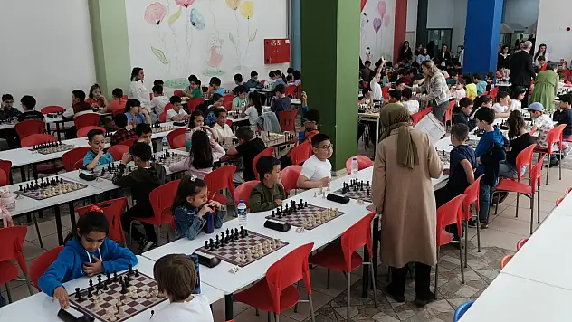 Bahçeşehir Koleji'nden Bayram Özel Satranç Turnuvası