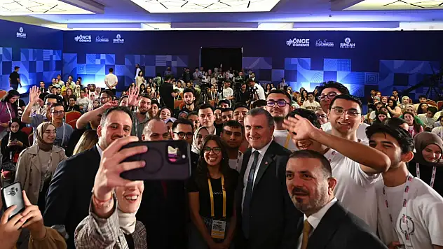 Bakan Bak: 'Antrenör alımı için talepte bulunduk'