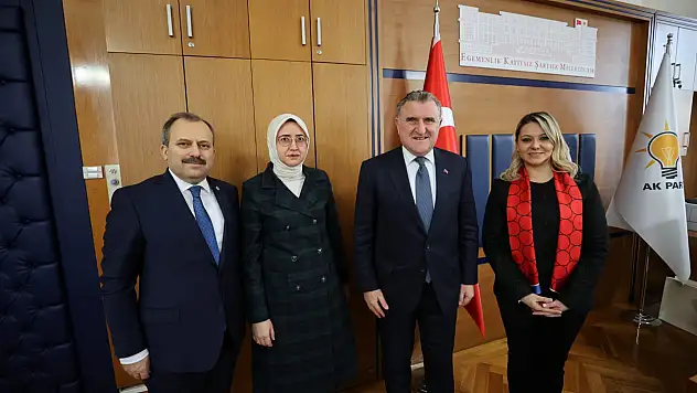 Bakan Bak İle Stadı Görüştüler