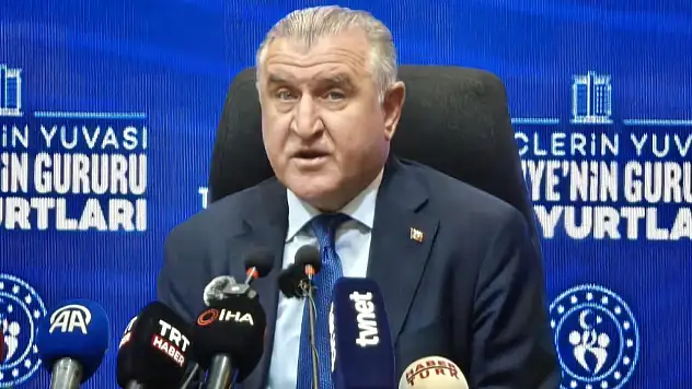 Bakan Bak: 'Öğrenci Yurtlarına İlk Yerleştirmede Rekor Kırdık'