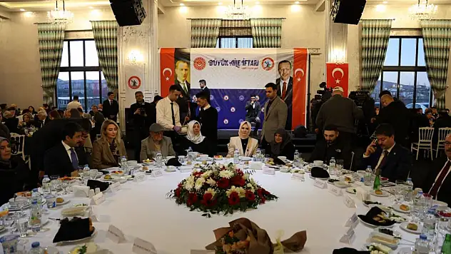 Bakan Göktaş: 'İftar Sofraları Değerlerimizi Kuşaktan Kuşağa Aktarıyor'