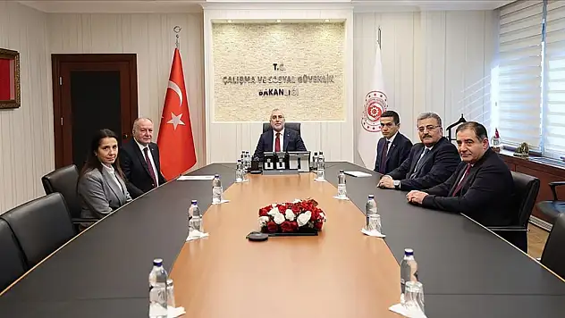 Bakan Işıkhan'dan Asgari Ücret Tespit Komisyonu Sürecine İlişkin Açıklama