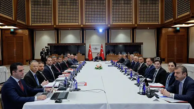 Bakan Işıkhan: 'Gelecek planlarımızı ele aldık'