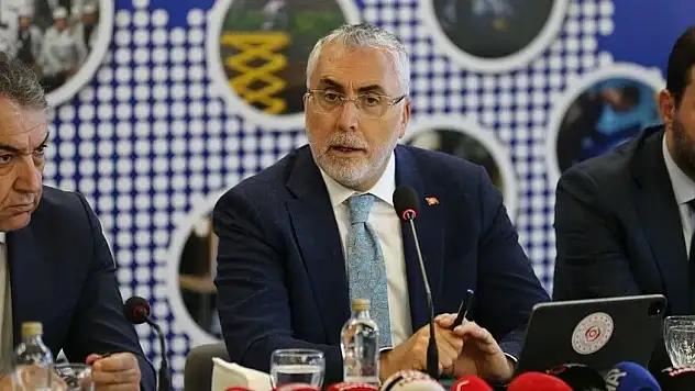 Bakan Işıkhan: 'Güçlü Ekonomi Güçlü Üretimle Mümkün'