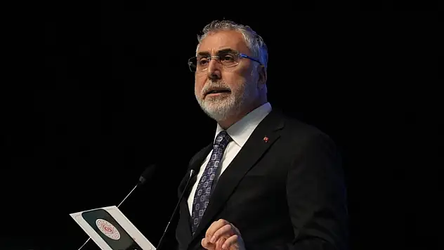 Bakan Işıkhan: 'İşsizlik Oranı Son 25 Yılın En Düşük Seviyesine Geriledi'
