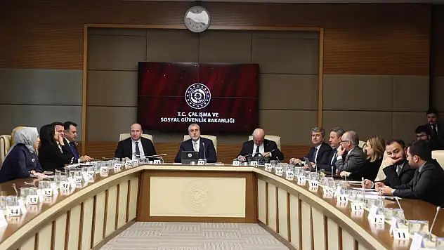Bakan Işıkhan: 'Kadın Çalışanlara Desteklerimiz Devam Edecek'