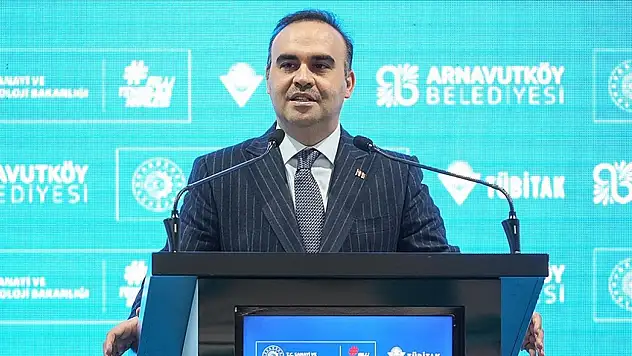 Bakan Kacır: 'Bilim Merkezimizi Gençlik İçin Hizmete Sunuyoruz'