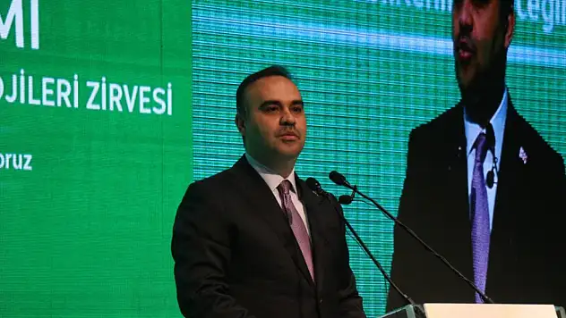 Bakan Kacır'dan Üretim Açıklaması