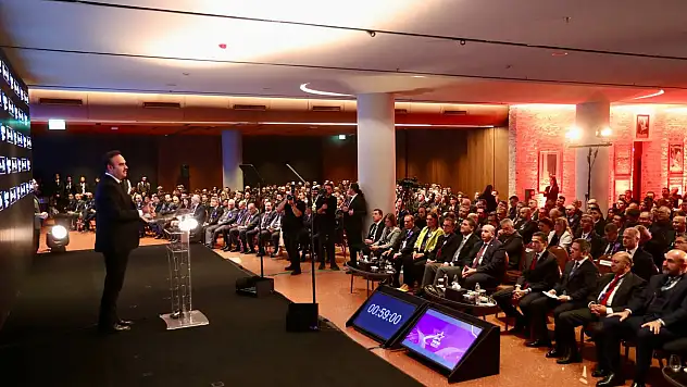 Bakan Kacır'dan Yüksek Teknoloji Vurgusu