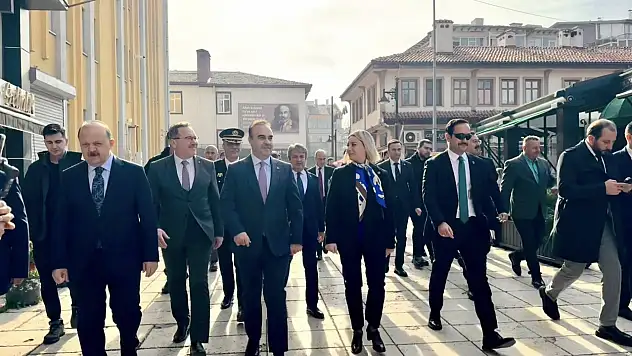 Bakan Kacır Vatandaşlarla Buluştu