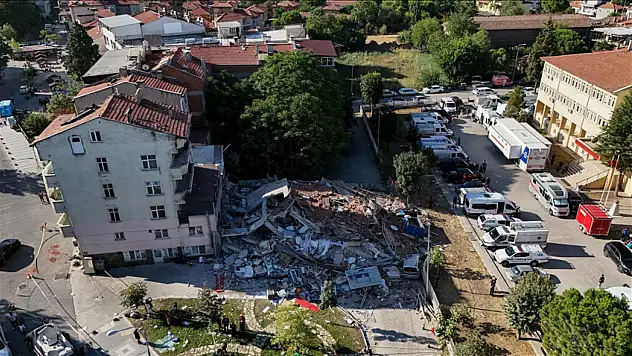 Bakan Kurum: 'Hasar Tespit Çalışmalarımıza Başladık'