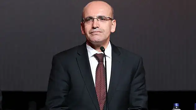 Bakan Şimşek'ten faiz açıklaması